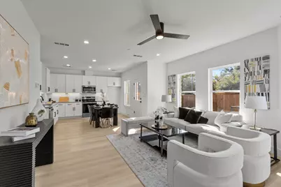 124 Homes Drive, Grand Prairie, TX 75050 - Photo 4