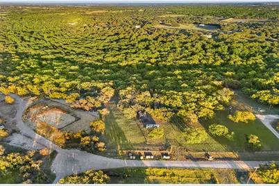 204 N Cheyenne Trail, Springtown, TX 76082 - Photo 6