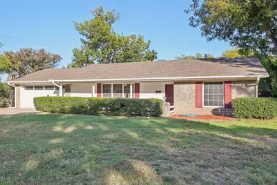 626 Kingston Drive, Irving, TX 75061 - Photo 1