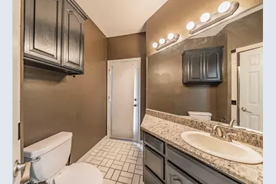 6901 Blake Drive, Arlington, TX 76001 - Photo 22