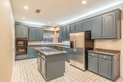 6901 Blake Drive, Arlington, TX 76001 - Photo 12