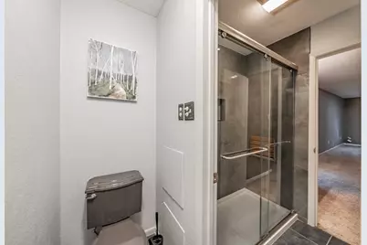 6901 Blake Drive, Arlington, TX 76001 - Photo 32