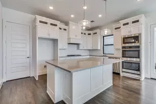 722 Resort Dr, Rowlett, TX 75088 - Photo 8