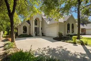 5968 Riverbend Pl, Fort Worth, TX 76112 - Photo 1