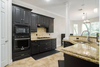 5968 Riverbend Place, Fort Worth, TX 76112 - Photo 12