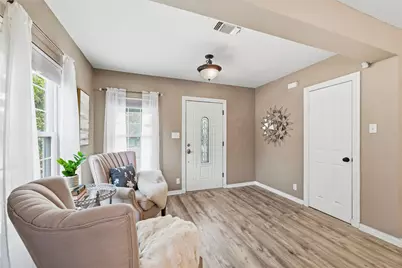 5000 Calmont Avenue, Fort Worth, TX 76107 - Photo 8