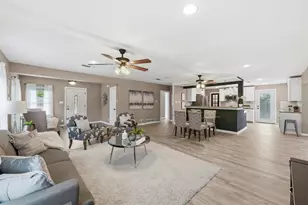 5000 Calmont Ave, Fort Worth, TX 76107 - Photo 10