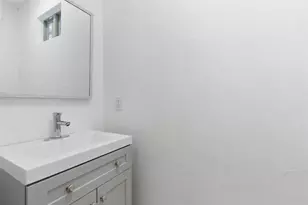 709 E Franklin St, Hillsboro, TX 76645 - Photo 8