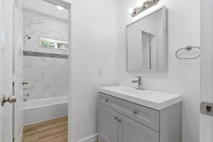 709 E Franklin St, Hillsboro, TX 76645 - Photo 18