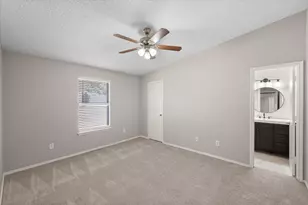 6621 Hughes Dr, Watauga, TX 76148 - Photo 16