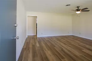 4305 Highland Lake Dr, Lake Worth, TX 76135 - Photo 2