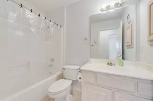 232 W Willow Creek Dr, Glenn Heights, TX 75154 - Photo 18