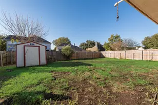 232 W Willow Creek Dr, Glenn Heights, TX 75154 - Photo 24