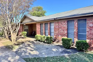 7308 Sanger Ave, Waco, TX 76712 - Photo 2