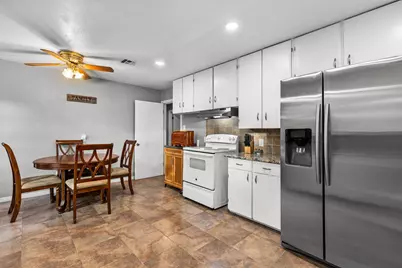 2137 Curtis Drive, Waco, TX 76710 - Photo 14