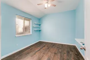 2408 Graystone Ln, Corinth, TX 76210 - Photo 14