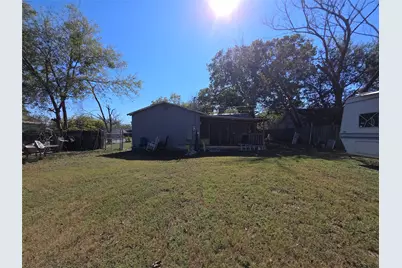 409 E Houston Street, Mexia, TX 76667 - Photo 20