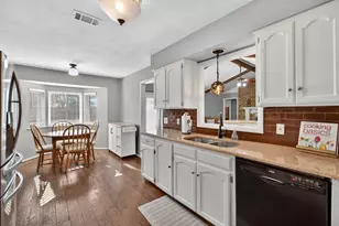 1128 Sunset Dr, Trophy Club, TX 76262 - Photo 8