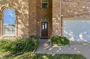 5325 Sonoma Dr, Fort Worth, TX 76244 - Photo 4