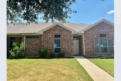 1610 Poinsettia Boulevard, Denton, TX 76208 - Photo 2