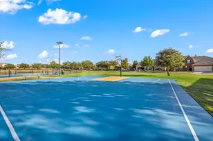 2405 Hammock Lake Dr, Little Elm, TX 75068 - Photo 12