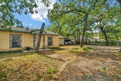 3904 Martin Street, Fort Worth, TX 76119 - Photo 2