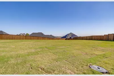 8129 Spanish Hills, Benbrook, TX 76126 - Photo 38