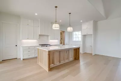 8129 Spanish Hills, Benbrook, TX 76126 - Photo 10