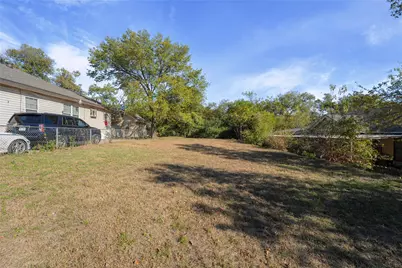 1701 Flanders Street, Dallas, TX 75208 - Photo 16
