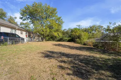 1701 Flanders Street, Dallas, TX 75208 - Photo 16