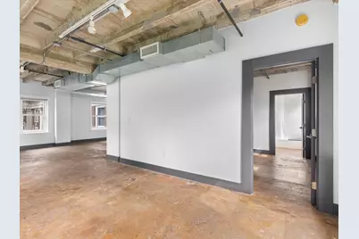 329 E Colorado Boulevard #202, Dallas, TX 75203 - Photo 18