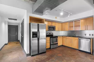 329 E Colorado Blvd, Dallas, TX 75203 - Photo 6
