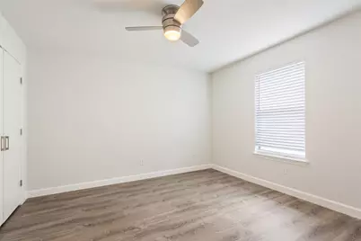 1356 S 12th Street, Waco, TX 76706 - Photo 14