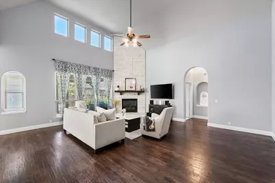 7235 Neblina Drive, Grand Prairie, TX 75054 - Photo 6