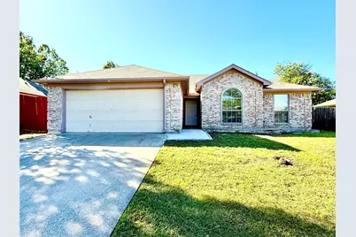 6716 Valley Branch Drive, Arlington, TX 76001 - Photo 1