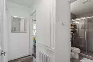 1935 Nomas St, Dallas, TX 75212 - Photo 14