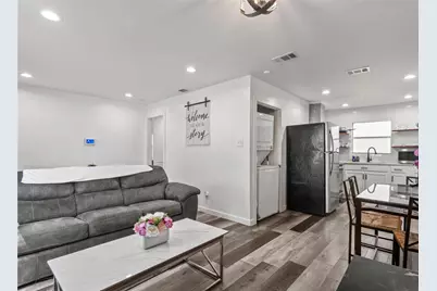 1935 Nomas Street, Dallas, TX 75212 - Photo 8