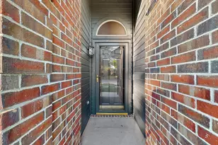 3305 Galaway Bay Dr, Grand Prairie, TX 75052 - Photo 2