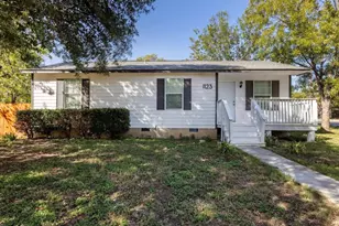 1123 E Sycamore St, Denton, TX 76205 - Photo 2