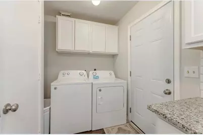 1123 E Sycamore Street, Denton, TX 76205 - Photo 6