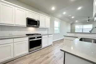 1420 Avondale Ct, Celina, TX 75009 - Photo 6