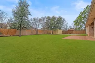 1011 Diane St, Aubrey, TX 76227 - Photo 28