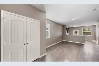 1307 Fantail Lane, Ennis, TX 75119 - Photo 2