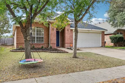 9113 Newport Lane, McKinney, TX 75071 - Photo 2