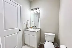 3501 E Renfro St, Burleson, TX 76028 - Photo 32