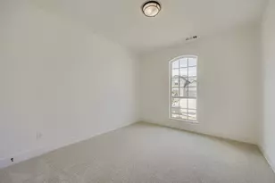 1805 Flowerfield Ln, Mansfield, TX 76063 - Photo 20