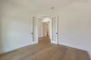 1805 Flowerfield Ln, Mansfield, TX 76063 - Photo 12