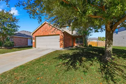832 Santa Rosa Drive, Fort Worth, TX 76052 - Photo 4