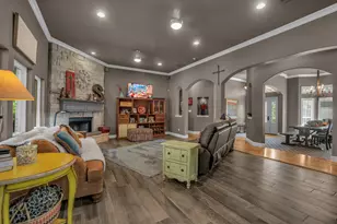 310 Hannah Dr, Farmersville, TX 75442 - Photo 8