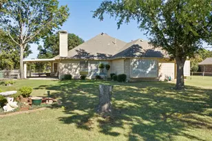 100 Island Cir, Shady Shores, TX 76208 - Photo 18